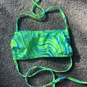 bikini top.